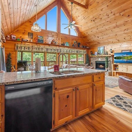 Hibernation Station Cabin Sevierville Eksteriør billede