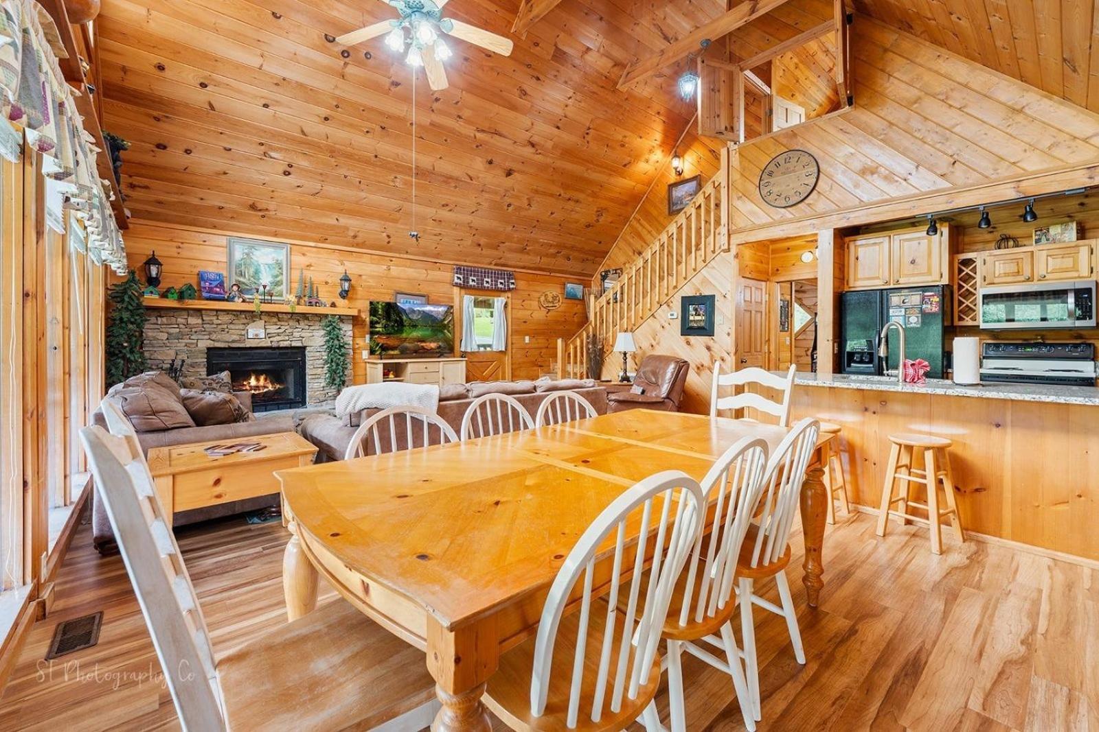 Hibernation Station Cabin Sevierville Eksteriør billede